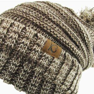 Chunk Pom Pom Cable Knit Ribbed Beanie